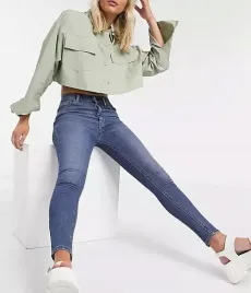 jeansy-damskie-niebieskie-rurki-klasyk-28-32-1vao