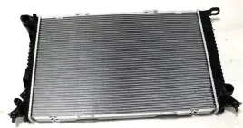 chlodnica-wody-audi-a4-b8-fsi-2-7-tdi-06-09-32-mm