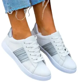 adidasy-biale-trampki-buty-sportowe-ze-skory-37