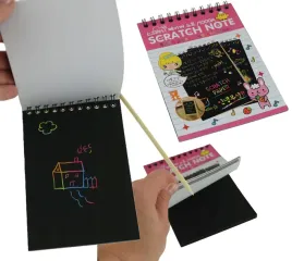 teczowa-wydrapywanka-kolorowanka-zdrapywanka-rysik-zeszyt-czarny-notes-a6