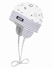 niemowleca-czapka-wiazana-w-paski-i-literki-biala-doll-r-39