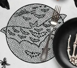 dekoracyjna-podkladka-nietoperz-czarna-halloween