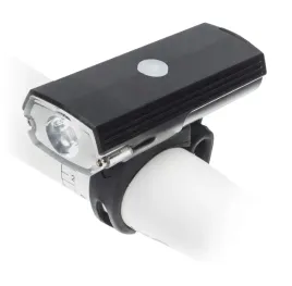 lampka-przednia-blackburn-dayblazer-550-front-550-lumenow-czarna