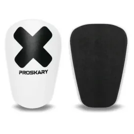 ochraniacze-pilkarskie-biale-proskary-snow-protect-12x8cm