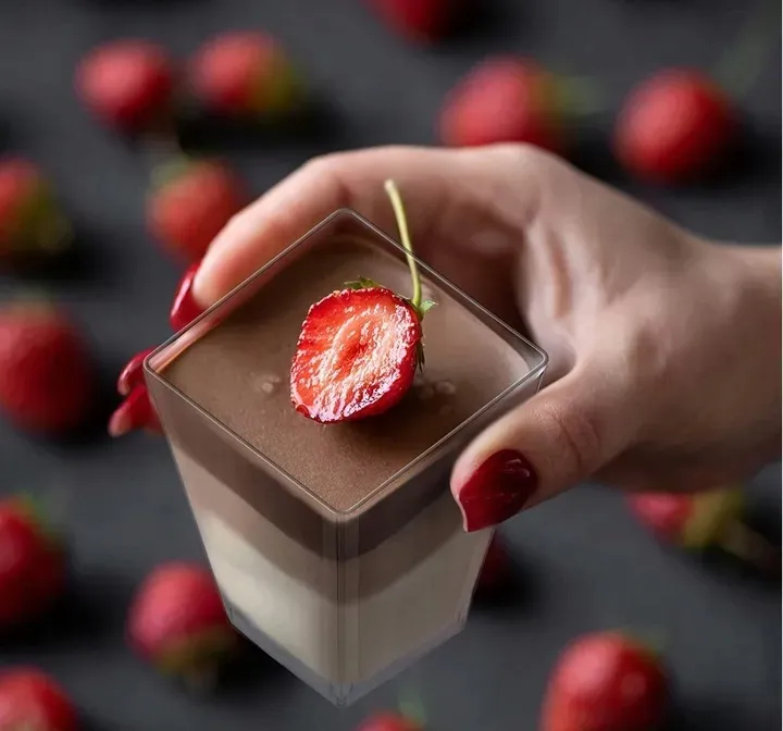 pucharki-na-deserki-kubeczki-przekaski-kwadratowe-deser-150ml-48szt