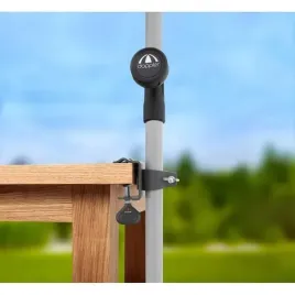 uchwyt-na-parasol-balkonowy-zacisk-mocujacy-parasol-do-stolu-balustrady