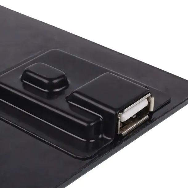 ladowarka-solarna-telefonu-smartfona-panel-5v-usb-przewod-w-zestawie-nie