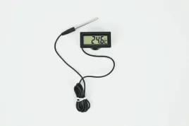 termometr-tablicowy-sredni-lcd-z-sonda-50-150stc