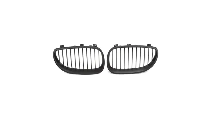 grill-bmw-5-e60-e61-pojedyncze-zeberka-matt-black-strona-zabudowy-lewe-prawe