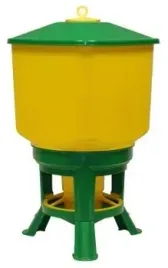 karmidlo-automatyczne-50l-dla-drobiu-kur-novital