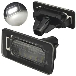 toyota-corolla-2014-2020-lampki-tablicy-rejestracyjnej-led-2x550lm-2-szt