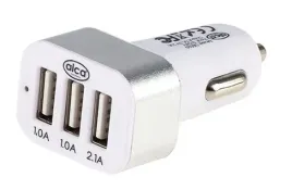 ladowarka-samochodowa-uniwersalna-3-x-usb-1a-24a-5v
