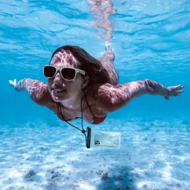 wodoodporne-etui-pokrowiec-na-telefon-slide-cover-niebieski-baseus