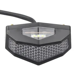 lampa-tylna-multifunkcyjna-stop-kierunkowskazy