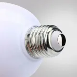 zd7f-disco-zarowka-led-rgb-e27-waga-z-opakowaniem-0-15-kg