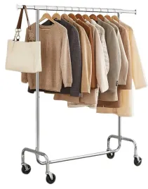 wieszak-stojacy-na-kolkach-harun-chrom