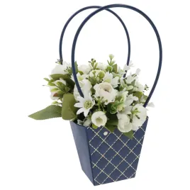 granatowa-torebka-prezentowa-na-kwiaty-dla-nauczyciela-zakonczenie-roku