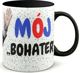 kubek-czarne-wnetrze-ucho-prezes-pis-kaczynski-prezent-wzory-moj-bohater