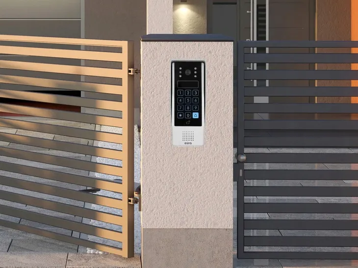 wideodomofon-eura-vdp-77a3-eura-stan-nowy-informacje-dodatkowe-czytnik-kart-zblizeniowych-sterowanie-napedem-bramy