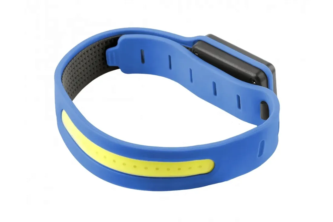 hogert-latarka-na-reke