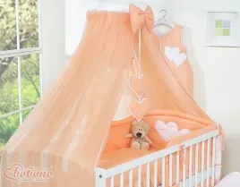 duza-moskitiera-do-lozeczka-dzieciecego-z-szyfonu-z-wiszacymi-serduszkami-i