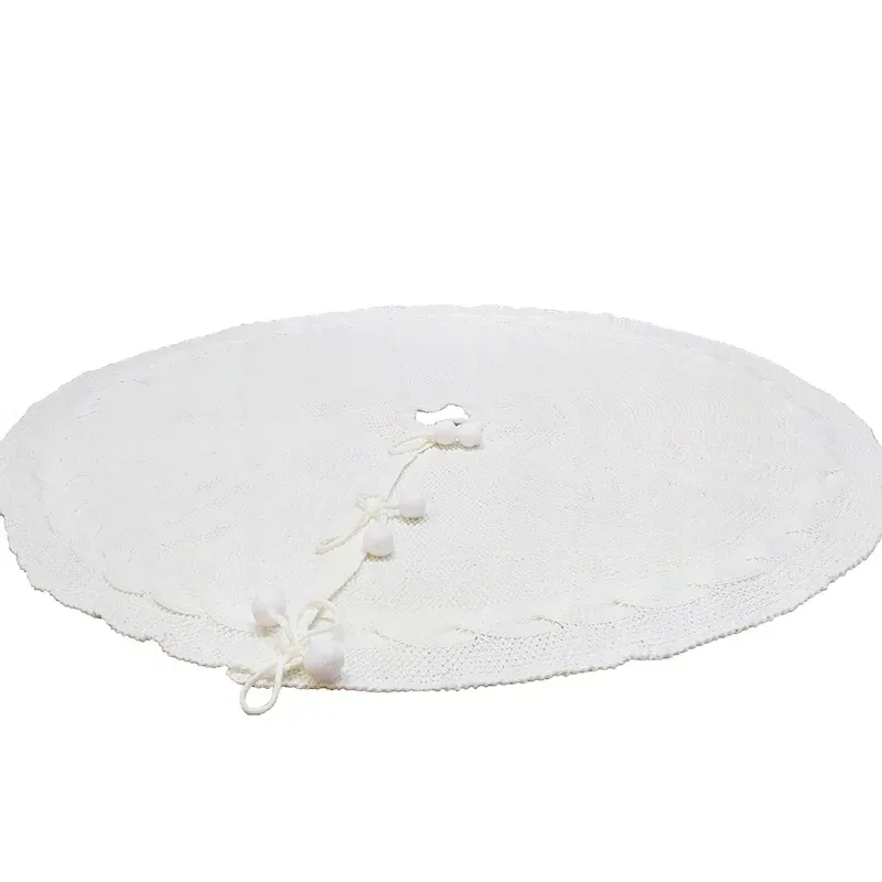 podkladka-pod-choinke-biala
