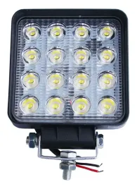 lampa-robocza-reflektor-roboczy-led-halogen-roboczy-12-24v-traktor-kombajn