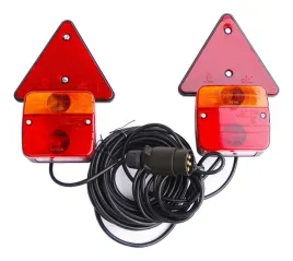 zestaw-lamp-przyczepki-przyczepy-zarowki-12v-przewod-7-5m-magnes-trojkat