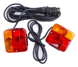 zestaw-lampy-tylne-do-przyczepki-przyczepy-12v-z-zarowkami-przewod-7-5m