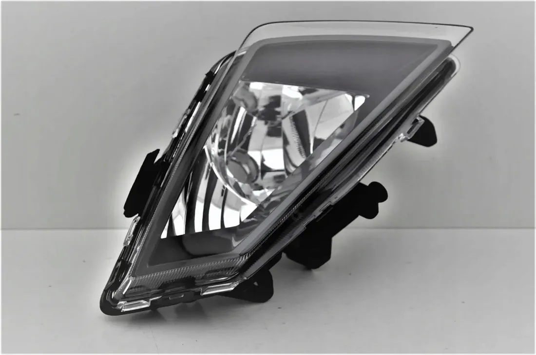 seat-ibiza-od-2017-halogen-h8-prawy
