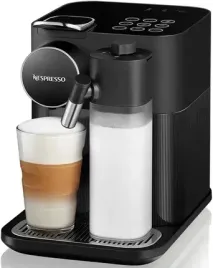 cisnieniowy-ekspres-do-kawy-na-kapsulki-nespresso-delonghi-en640-b-p