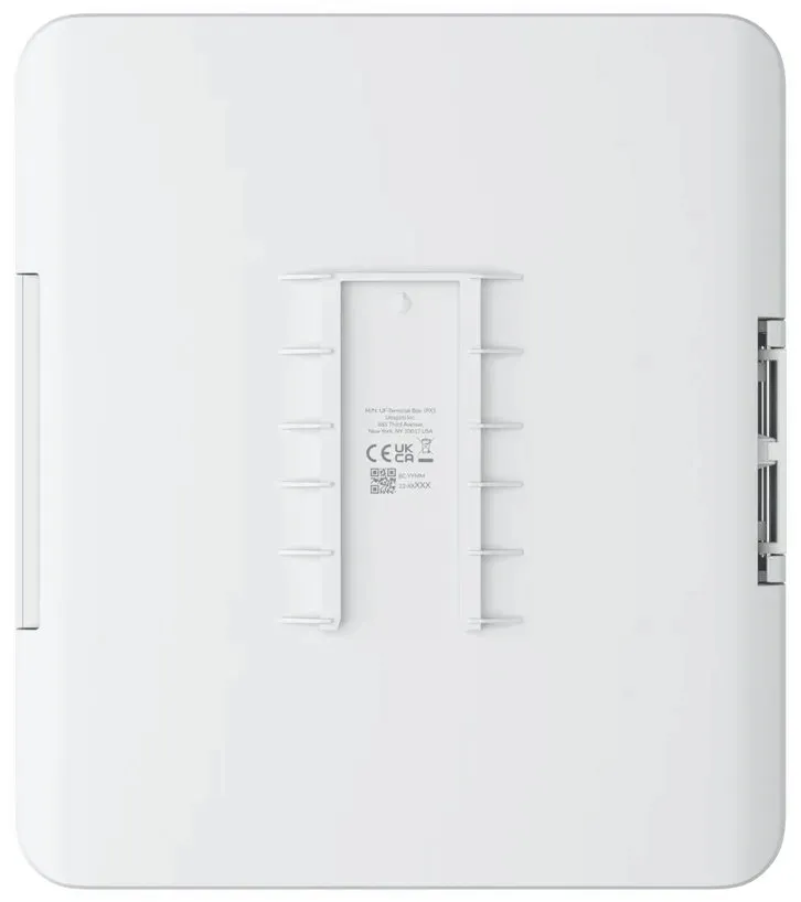 ubiquiti-weatherproof-pole-mountable