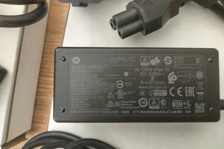 hp-45w-usb-c-power-adapter-with-napiecie-wyjsciowe-15-v