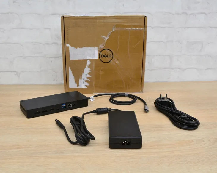 dell-thunderbolt-hdmi-dp-interfejs-thunderbolt-usb-typ-c-waga-z-opakowaniem-0-8-kg