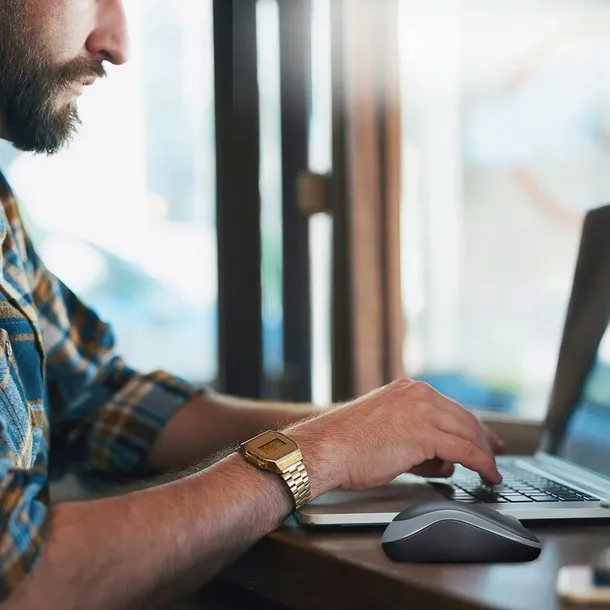 logitech-m185-mouse-wireless-profil-myszy-uniwersalna