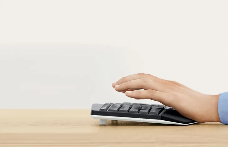 logitech-mk850-combo-pan-nordic-waga-z-opakowaniem-1-24-kg