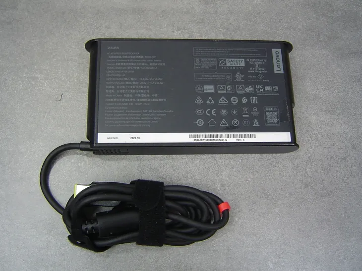lenovo-adl230ndc3a-20v11-5a-moc-zasilacza-230-w