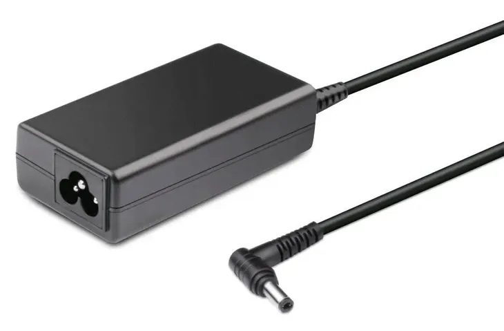 coreparts-power-adapter-for-asus-moc-zasilacza-65-w