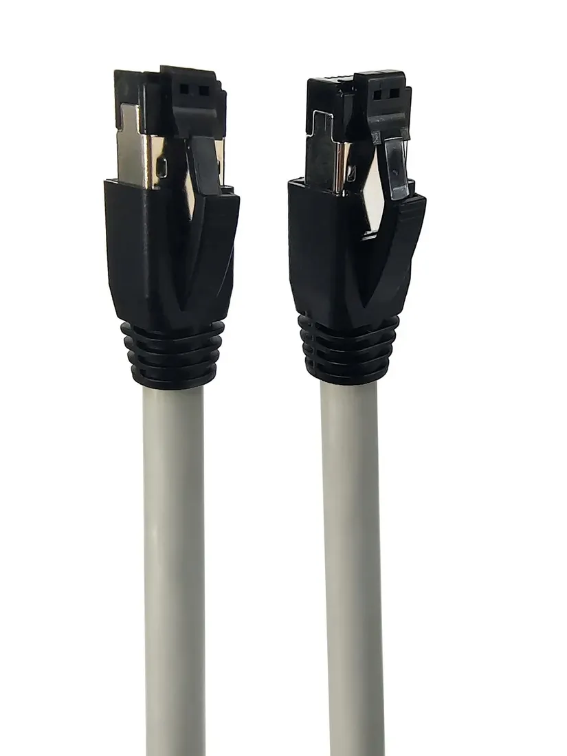 microconnect-cat8-1-s-ftp-15m-white-lszh-stan-nowy