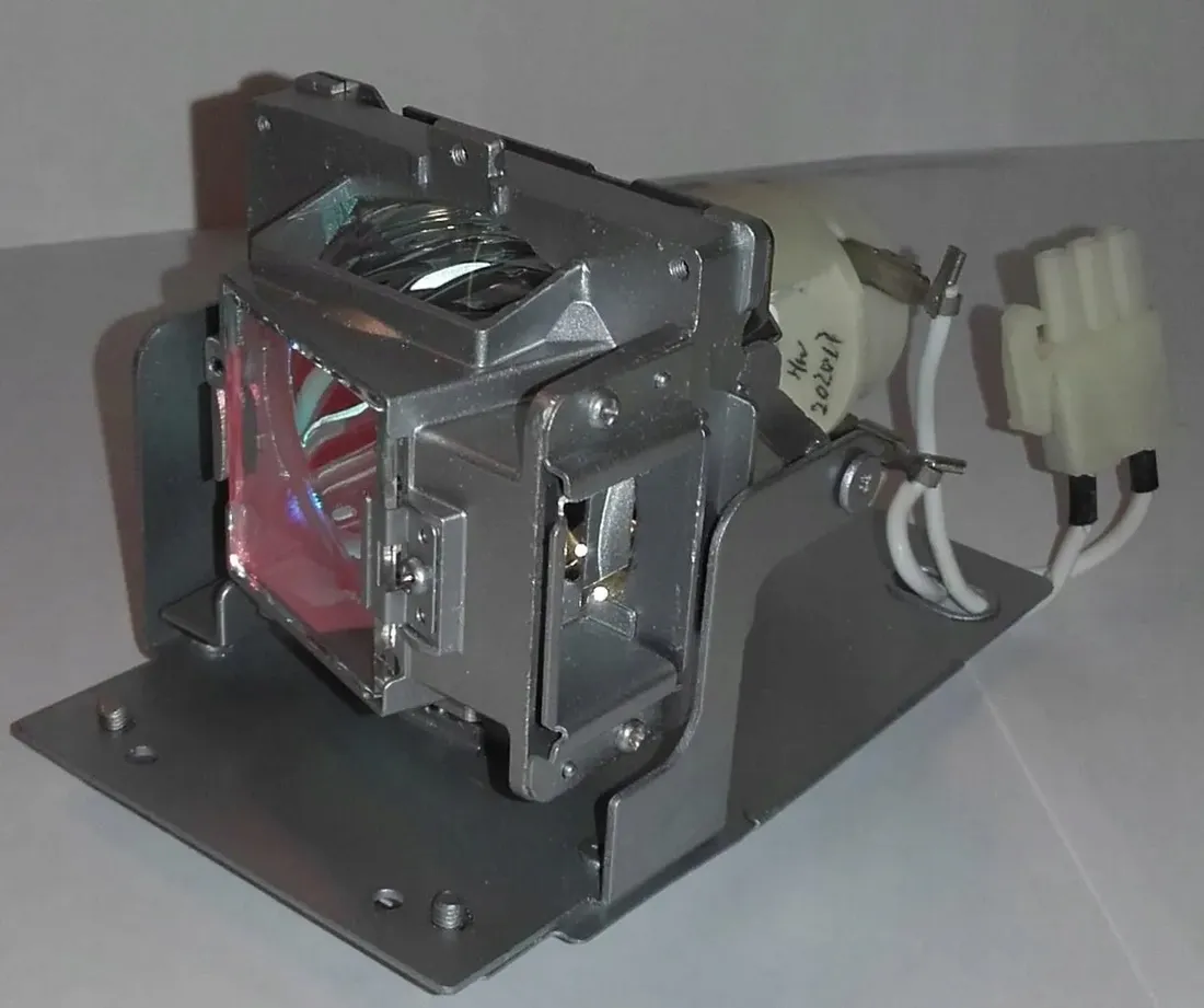 coreparts-projector-lamp-for-vivitek