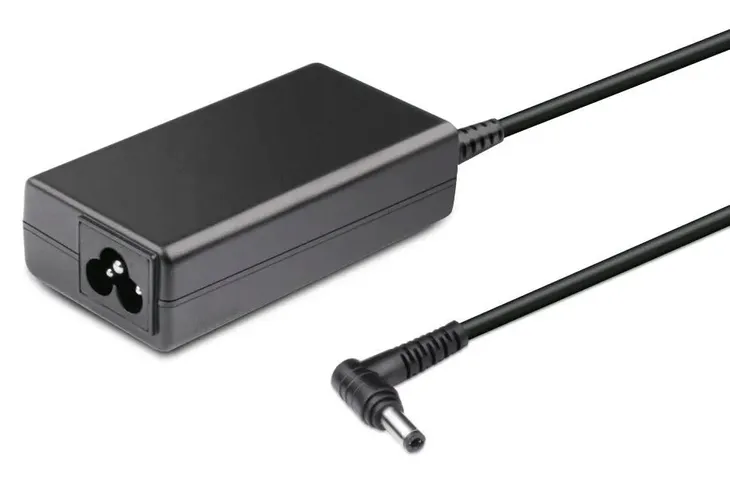 coreparts-power-adapter-for-lenovo-do-laptopow-ibm-lenovo