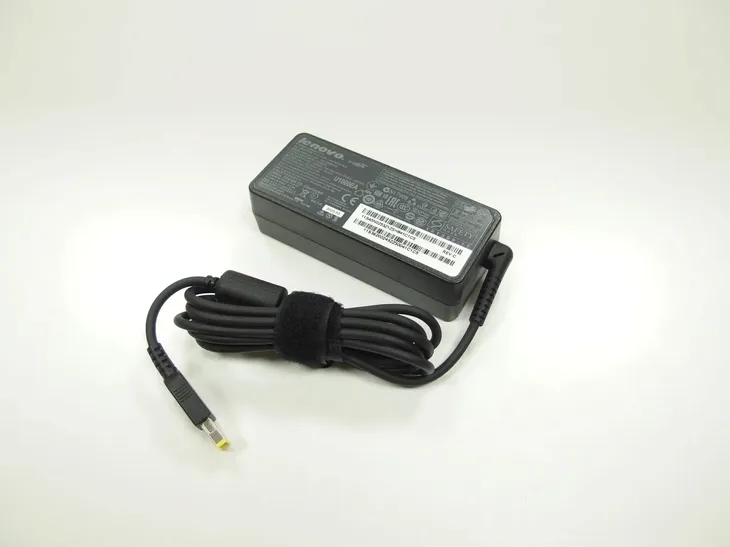 lenovo-thinkpad-65w-ac-adapter-slim-stan-nowy-napiecie-wyjsciowe-20-v
