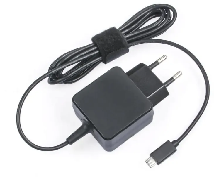 coreparts-micro-usb-charger-do-laptopow-uniwersalne