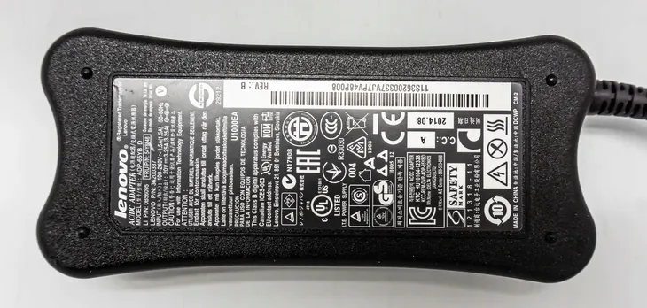 lenovo-ac-adapter-65w-napiecie-wyjsciowe-19-v