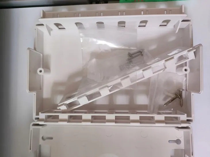 lanview-surface-mount-box-for-6-12-x-rodzaj-inny