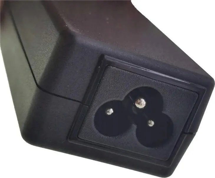 hp-ac-adapter-45w-smart-npfc-3pin-napiecie-wyjsciowe-19-5-v