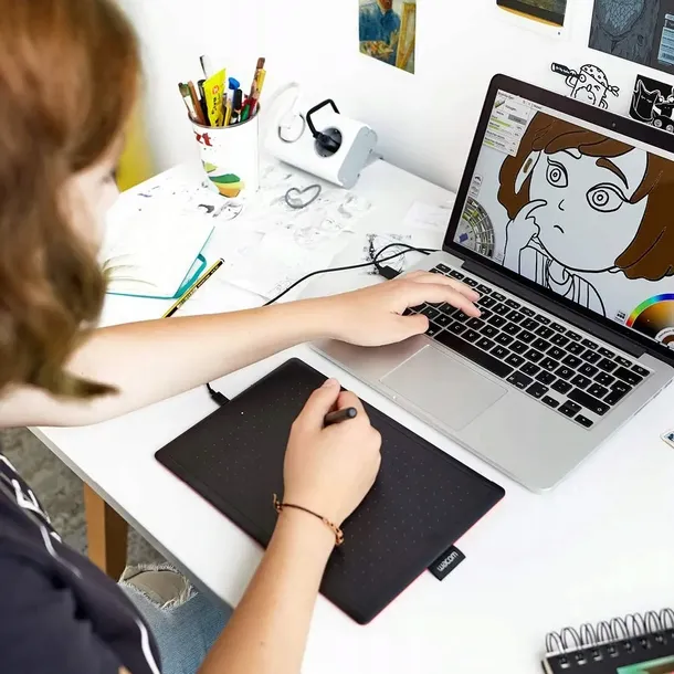 wacom-one-by-medium-graphic-tablet-zawiera-baterie-tak