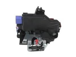 zamek-drzwi-audi-4e1837015