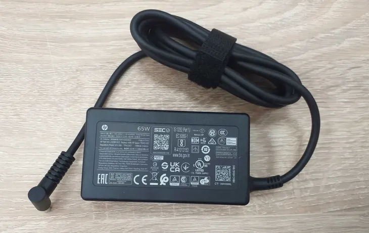 hp-65w-ac-adapter-for-hp-laptops-napiecie-wyjsciowe-18-5-v
