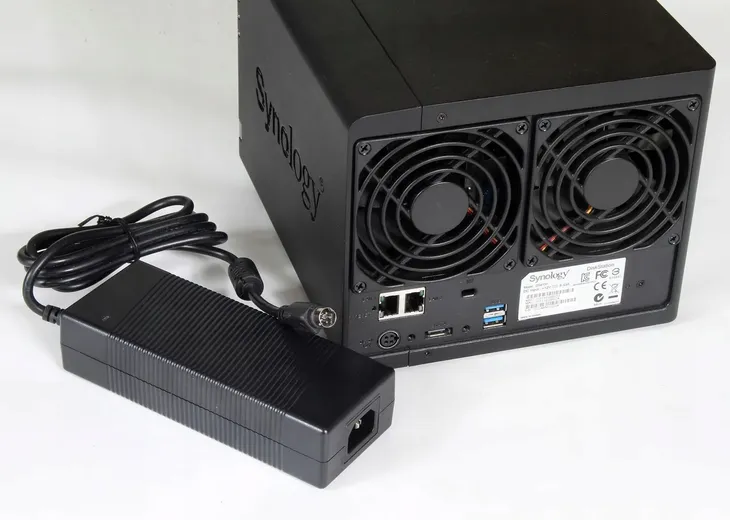 synology-adapter-100w-level-vi-obslugiwany-format-dyskow-35